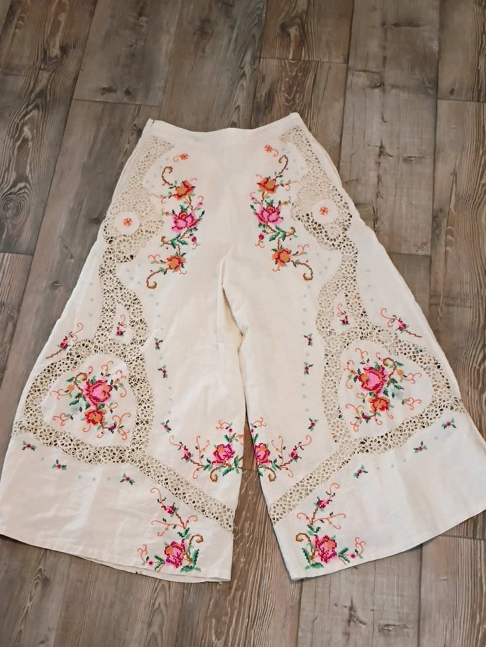 Free People Wide Leg Embroidered Pants Size 6 - Picture 4 of 6